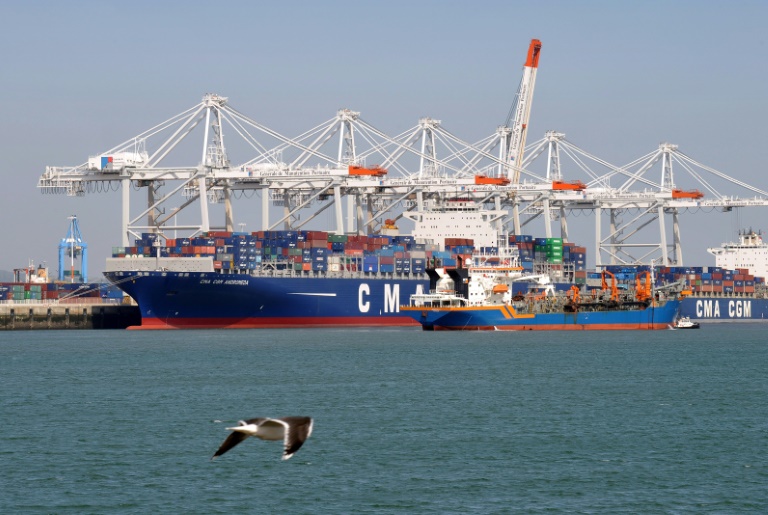 AFP  File  Robert Francois French transportation firm CMA CGM SA has offered to buy Singapore-based container liner Neptune Orient Lines in a bid to boost its presence in Asia