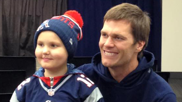 Tom Brady meets with a young Maine girl diagnosed with cancer