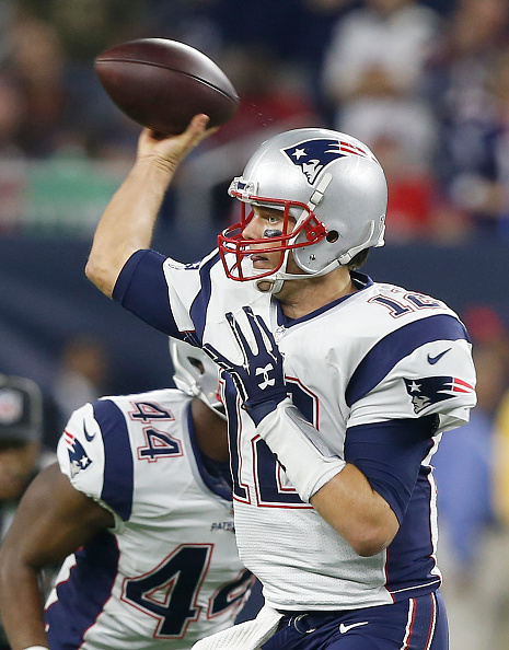 Tom Brady took an average of 2.09 seconds from snap-to-throw against the Texans