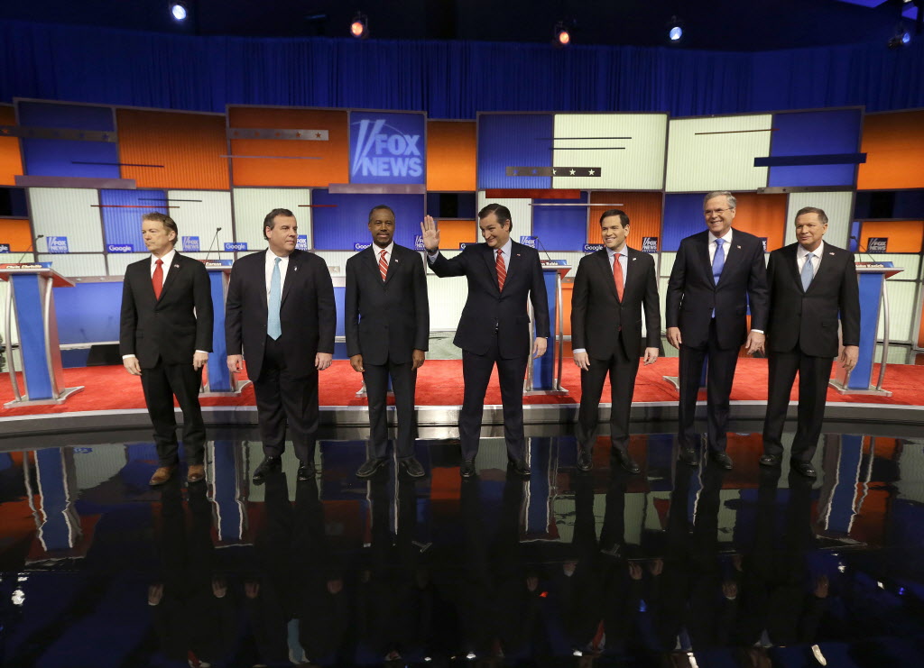 Presidential candidates Rand Paul Chris Christie Ted Cruz Marco Rubio Jeb Bush and John Kasich appear before a Republican presidential primary debate Thursday Jan. 28 2016 in Des Moines Iowa