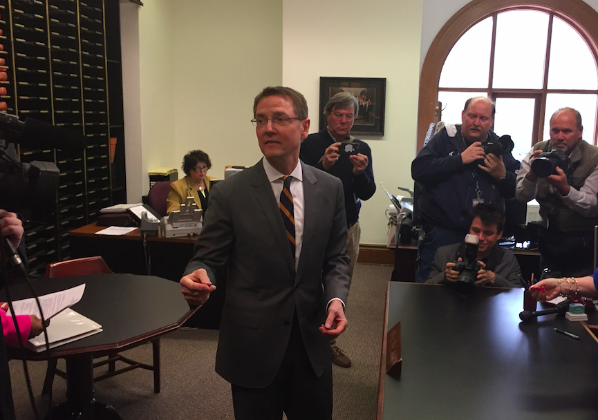 Lexington Mayor Jim Gray filing his paperwork to run for U.S. Senate