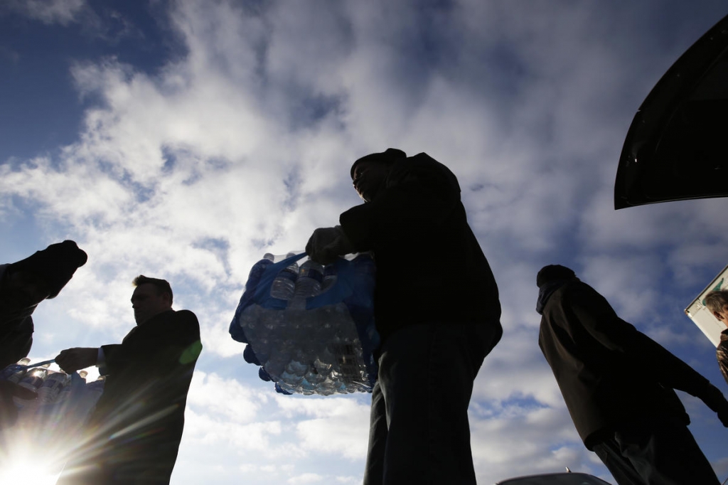 Michigan lawmakers approve $28M more for Flint water crisis