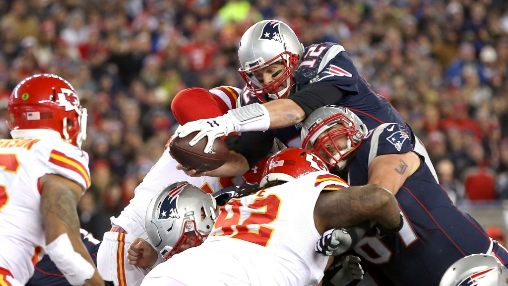 Chiefs rally comes up short. Defense has no answer for Tom Brady