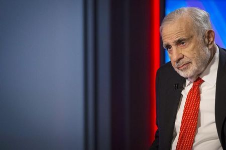 US-XEROX-ICAHN:Xerox Corp to split in two give Icahn 3 board seats WSJ