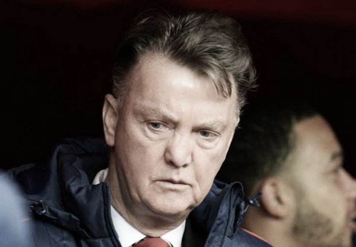 David Moyes warns Louis van Gaal he must deliver Champions League football