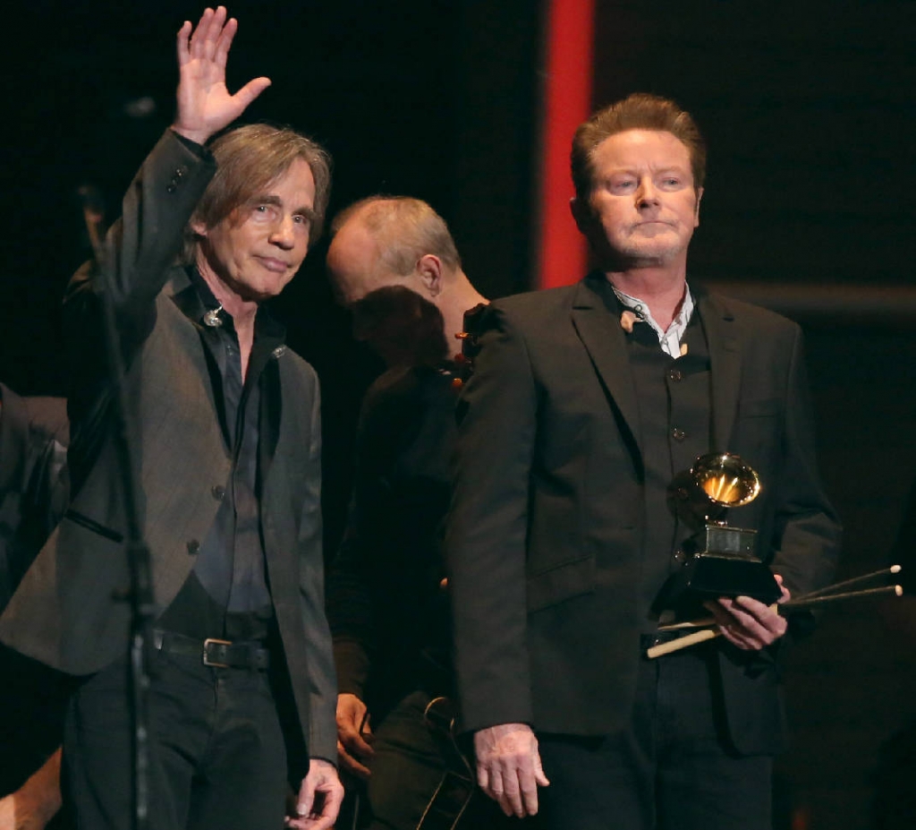 Grammys set with Lamar, Swift in front