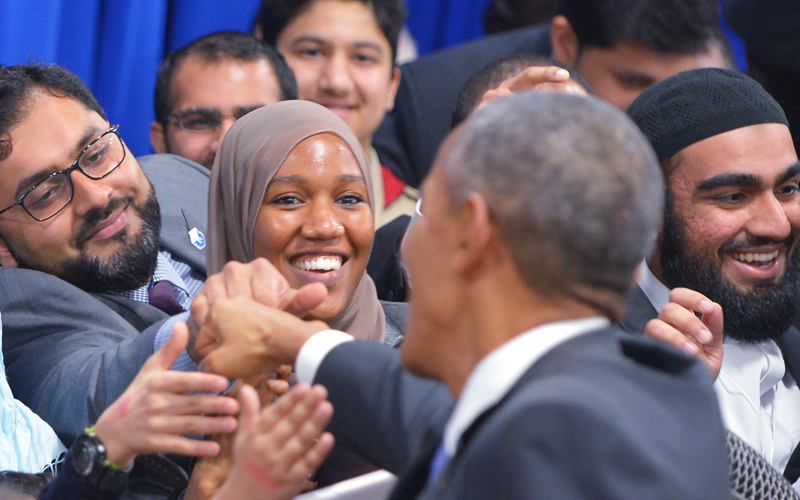 Obama makes first visit of his presidency to a US mosque