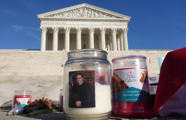 Scalia to lie in repose on Friday