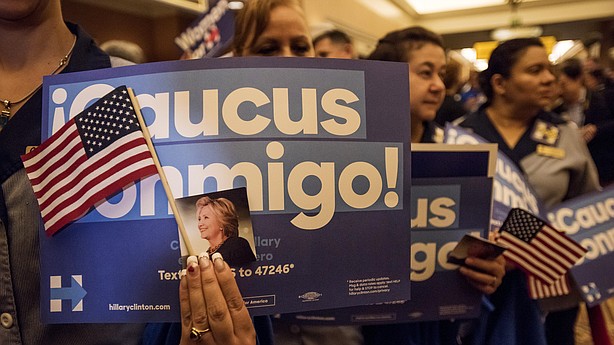 Clinton's Nevada hopes hinge on Latinos