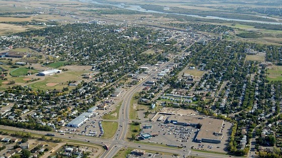 Oil spills into North Sask. River after pipeline leak