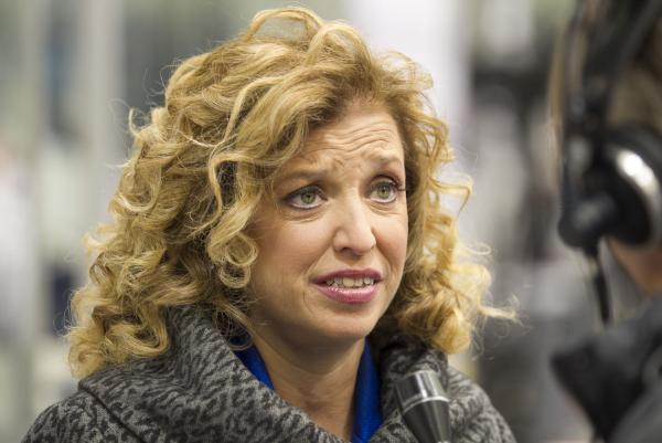 Wasserman Schultz resigning as party leader