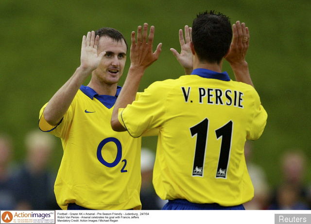 Robin Van Persie- Arsenal celebrates his goal with Francis Jeffers