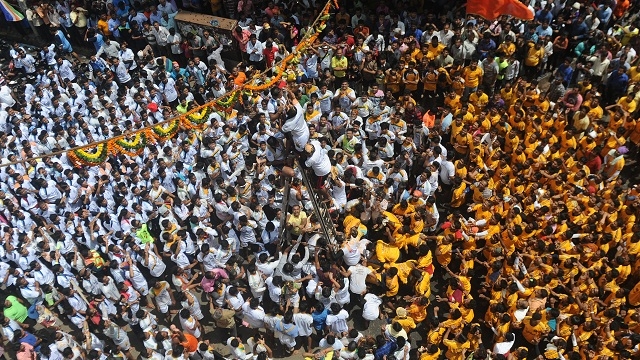 Live At least 13 injured in Mumbai heightened Dahi Handi revelry continues despite SC curb