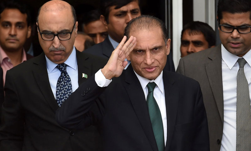 Sharif seeks US help to resolve issues with India