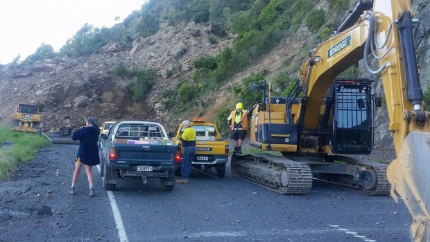 NZ FARMING 
 
   A ute carrying emergency supplies to Kaikoura was blocked by a slip on SH1