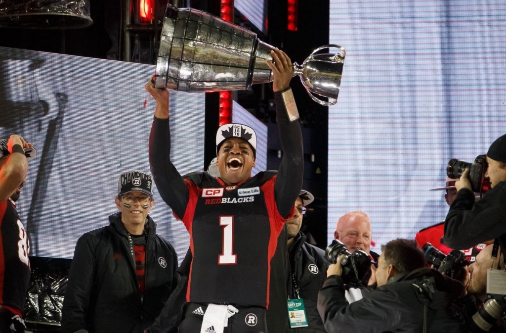 Burris gives Redblacks halftime Grey Cup lead