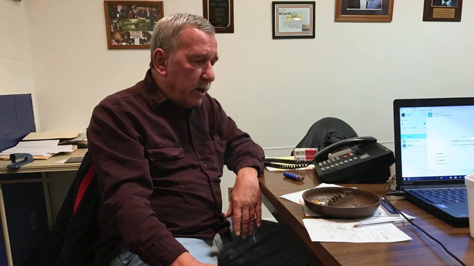 Chuck Jones president of United Steelworkers 1999 took phone calls from supporters Wednesday at his union office