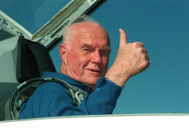 US astronaut and senator John Glenn has died at the age of 95