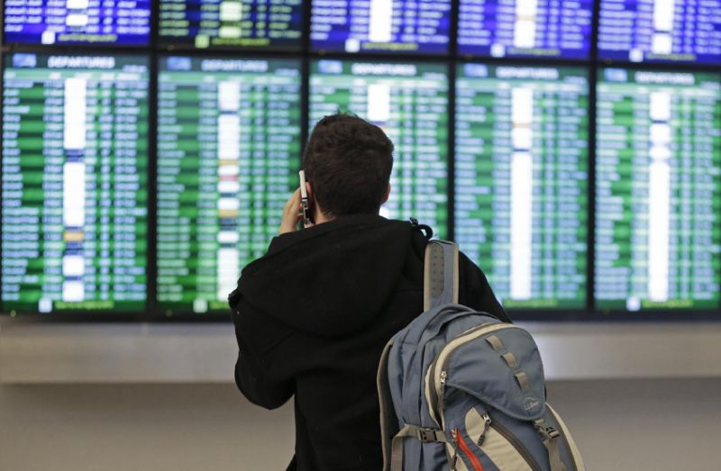 Airline stocks drop due to winter storm Stella