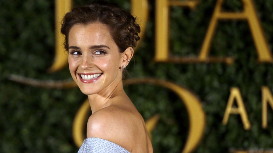 Emma Watson turns down selfies but will offer an autograph or conversation