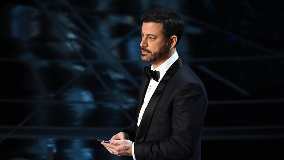 Jimmy Kimmel really tweeted at President Trump live from the Oscars