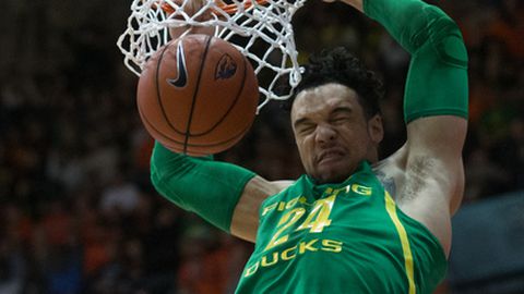 Oregon's Dillon Brooks dunks during the first half of the team's NCAA college basketball game against Oregon State on Saturday