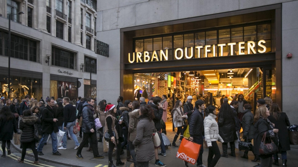 Urban Outfitters, Inc. (NASDAQ:URBN) earnings: what to watch?