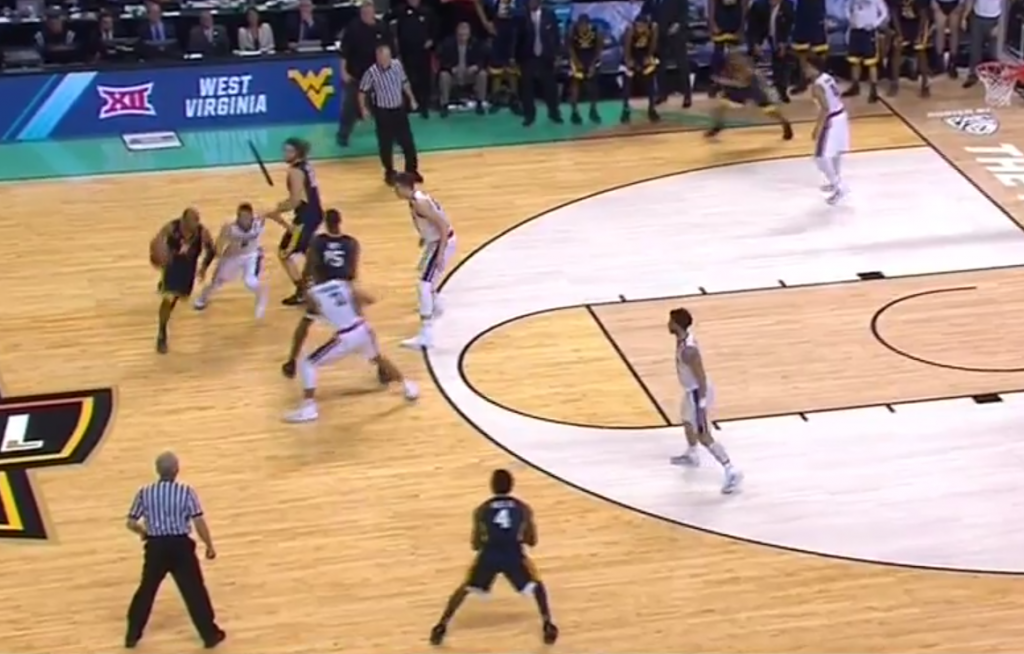 WATCH West Virginia's Final Possession Against Gonzaga Was Awful