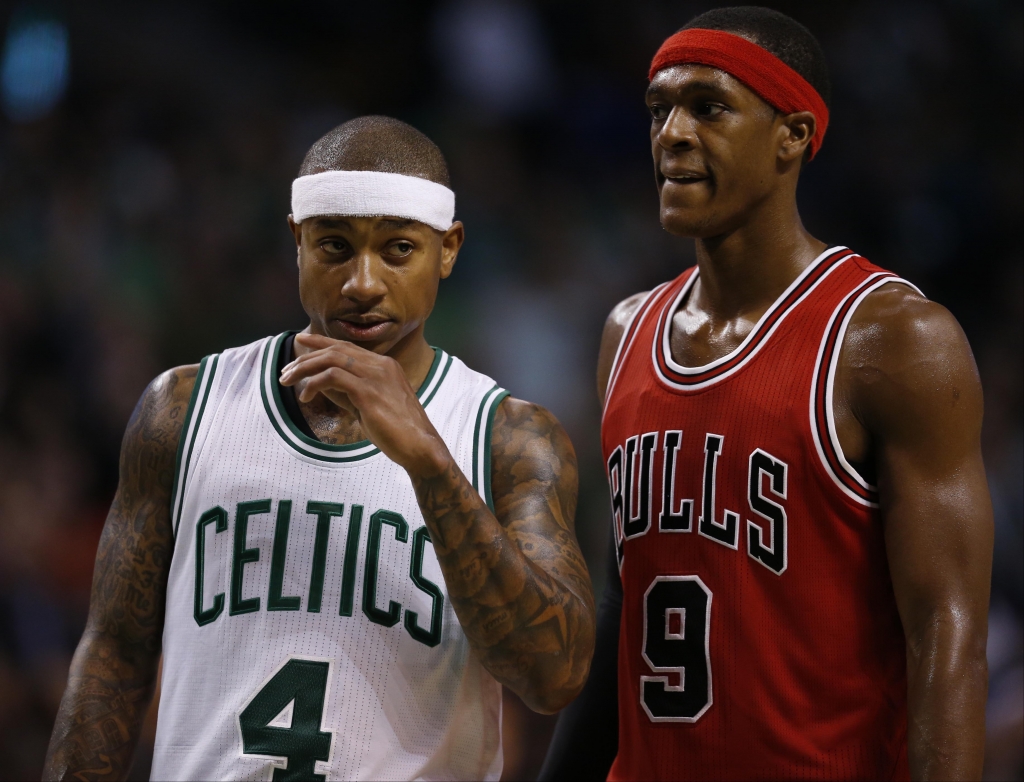 Nov 2 2016 Boston MA USA Boston Celtics point guard Isaiah Thomas and Chicago Bulls point guard Rajon Rondo during the fourth quarter at TD Garden. The Boston Celtics won 107-100