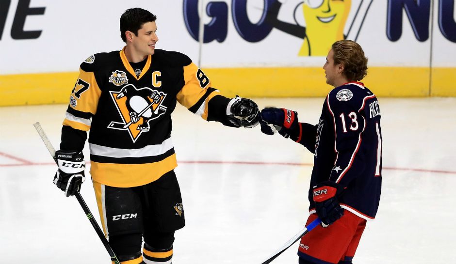 Sidney Crosby and Nick Foligno Embrace After Game