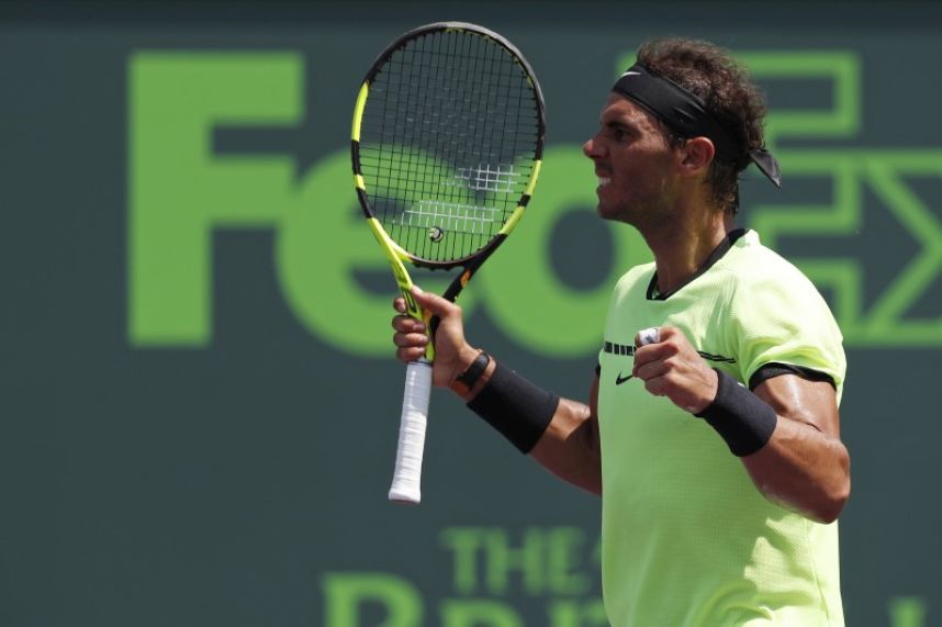 Roger Federer beats Rafael Nadal to clinch third Miami Open title