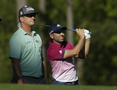 Leaders tee off in the 3rd round at Masters