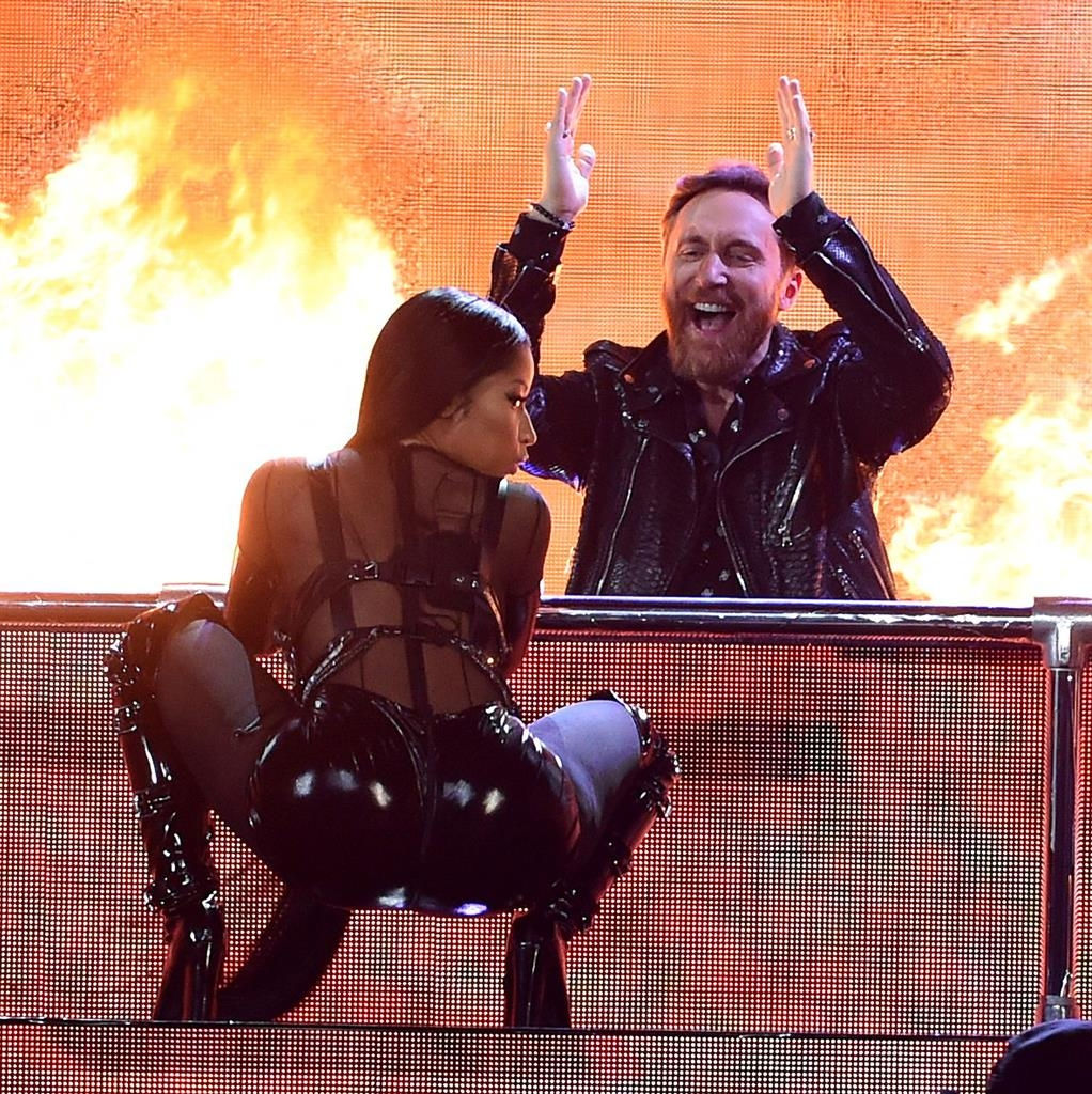 Nicki Minaj plays with fire at Billboard Awards