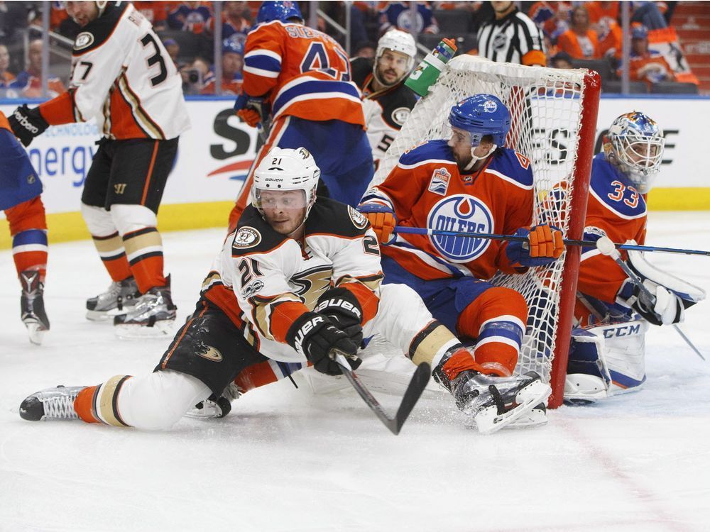 Oilers blow three-goal lead late in third, lose to Ducks in double OT Add to ...