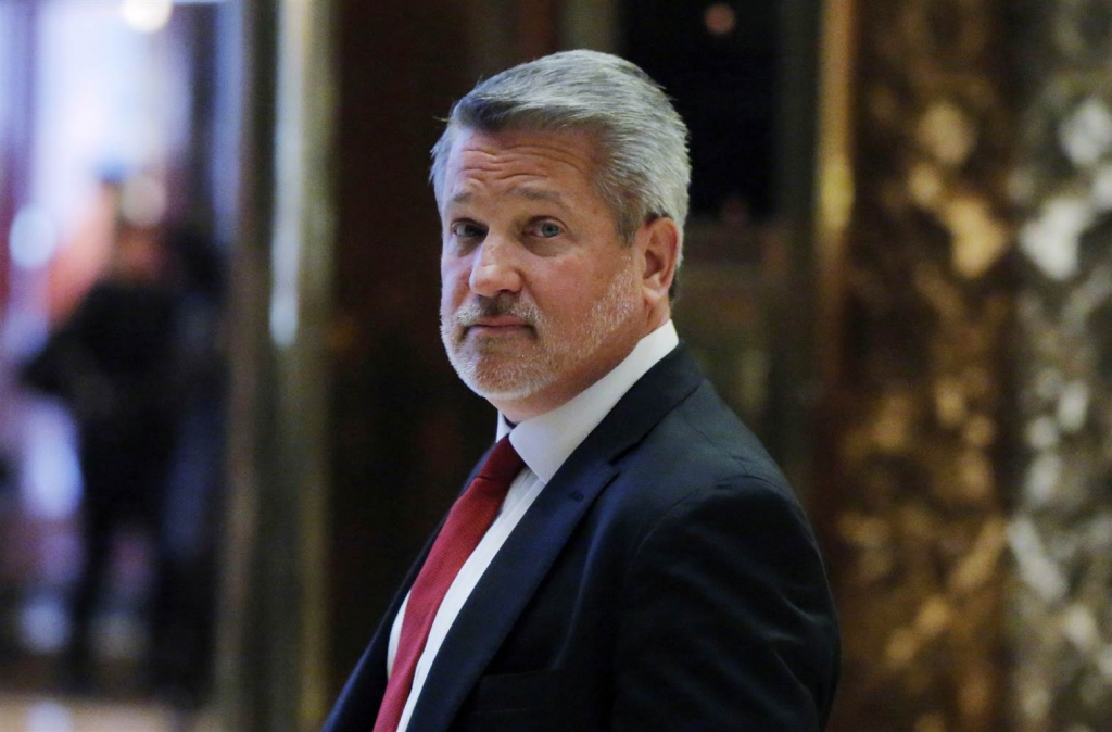 Image Fox News President Bill Shine departs after meeting with U.S. President-elect Donald Trump at Trump Tower