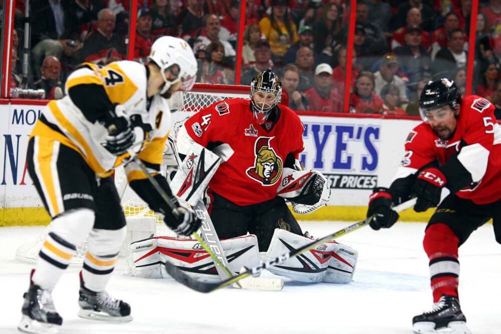 Hoffman's goal helps Senators beat Penguins to force Game 7