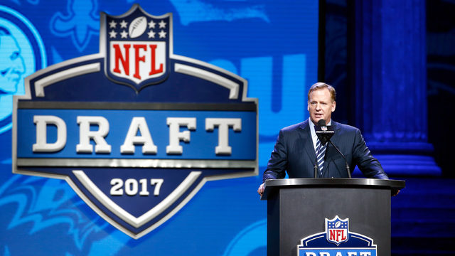 What makes the NFL Draft a TV event