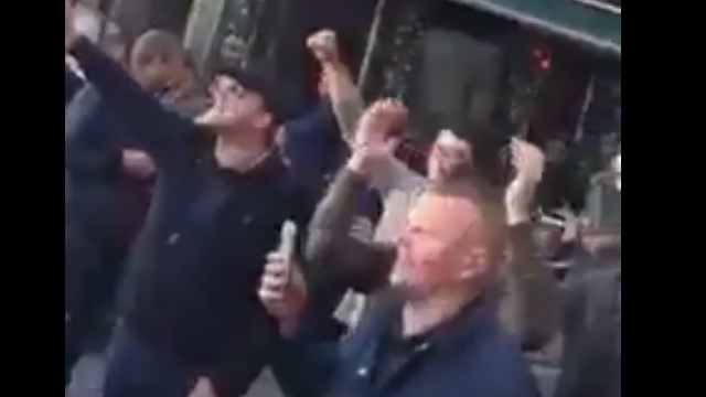 Manchester United Fans Chant Anti-ISIS Songs at Europa League Final Beat Ajax 2-0