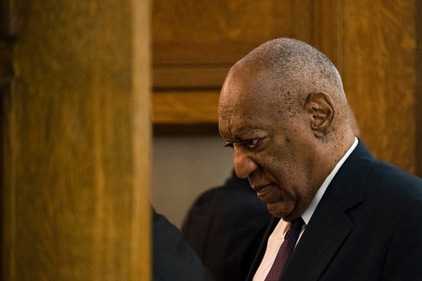 On cross-examination, Cosby's chief accuser denies romance before alleged assault