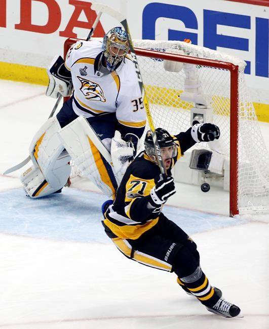 Penguins take 2-0 Stanley Cup lead with 4-1 win vs Predators