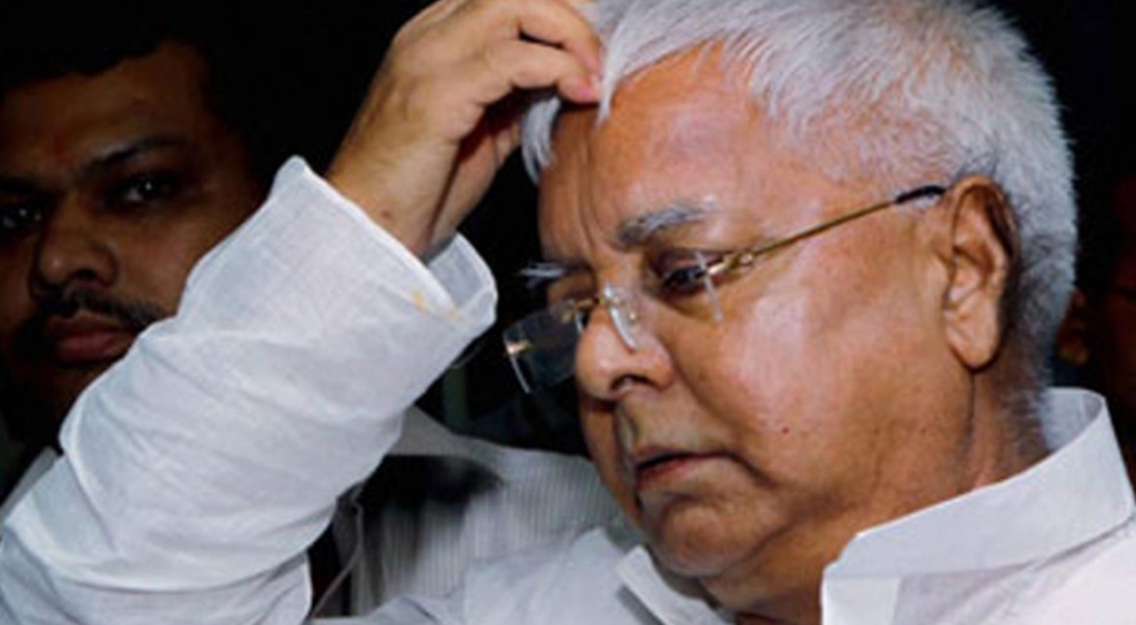 CBI books Lalu Rabri & Tejaswi in Railway tender scam conducts raids at 12 locations