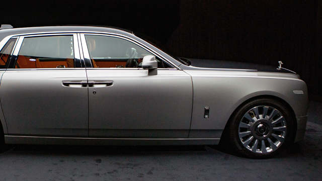 Rolls-Royce unveils new ultimate luxury car