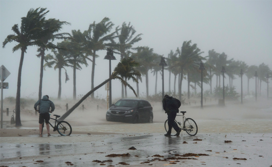 Hurricane Irma wreaks havoc as it passes through Florida mainland