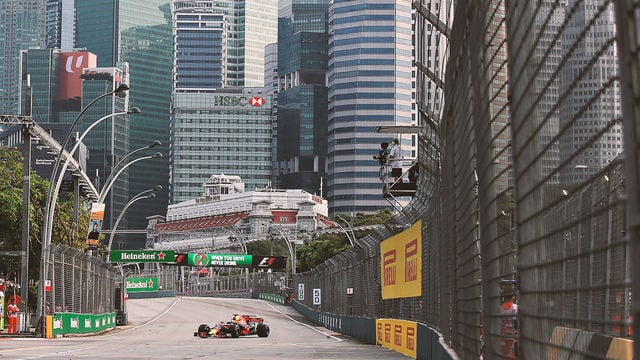 Red Bull lead the way in Singapore as slippery track catches out drivers