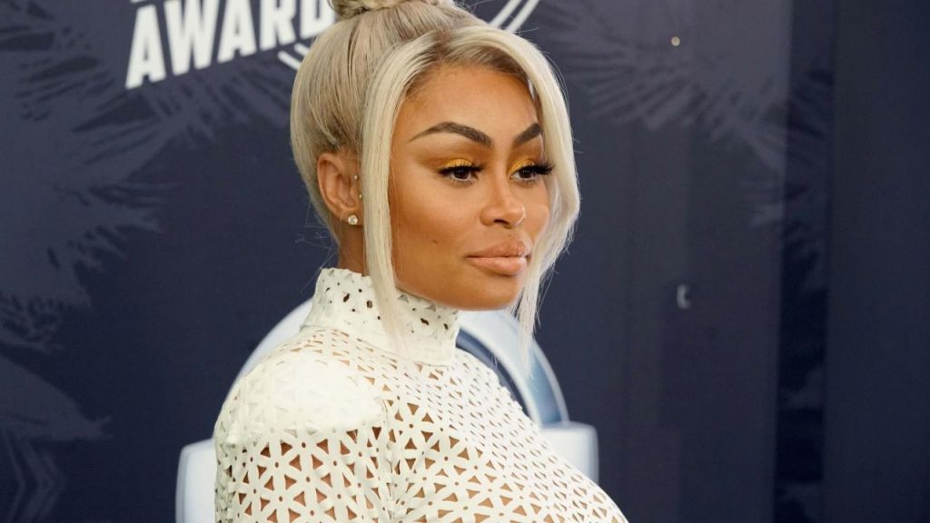 Blac Chyna Is Suing The Pants Off The Entire Kardashian Fam