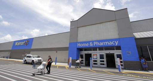 Wal-Mart promises 30-second returns in stores, as Amazon tries to catch up