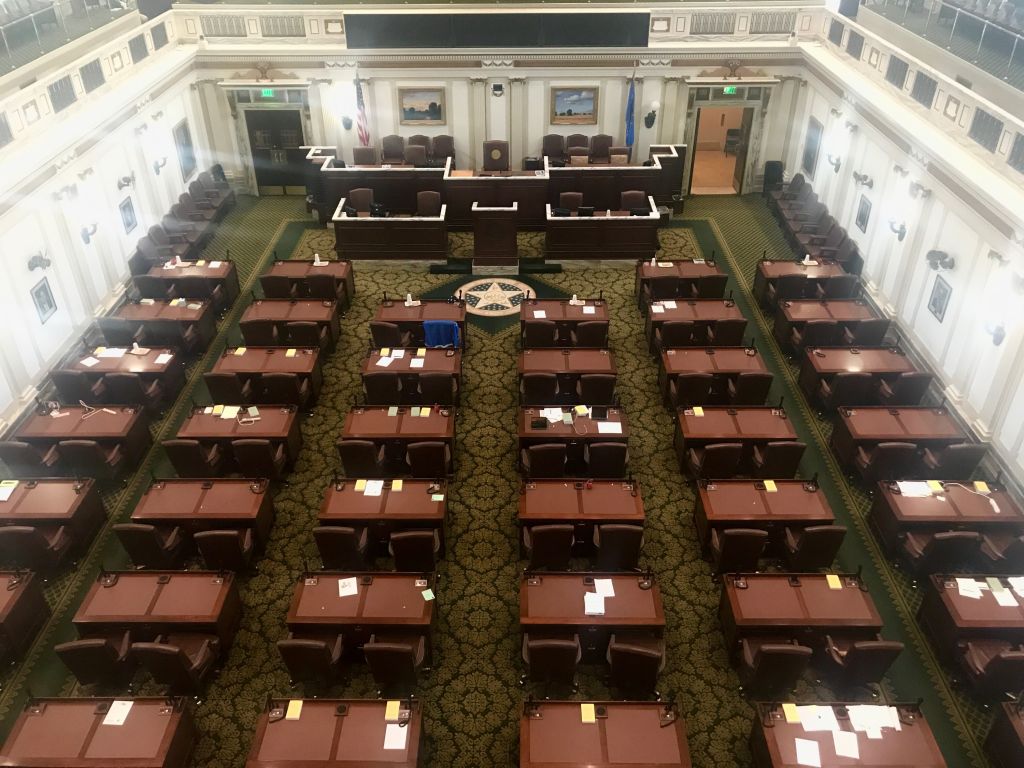 Oklahoma House adjourns as budget deadline looms