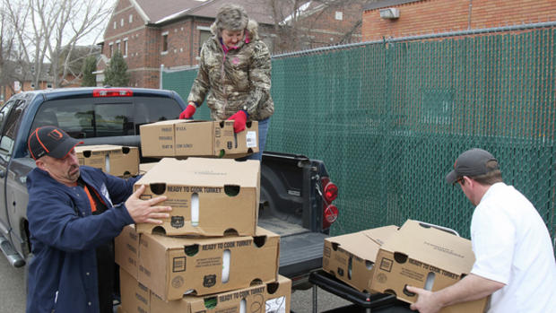 Alexandria church holds community feeding day