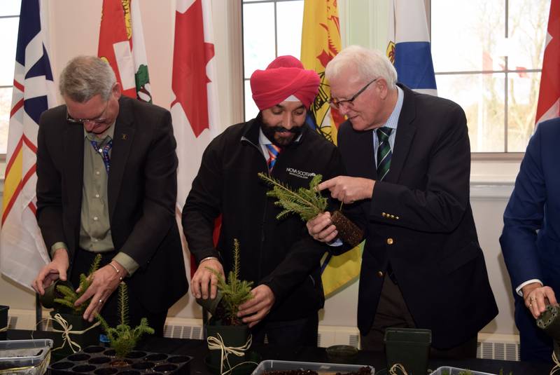 Minister Navdeep Bains left and Bill Casey MP for Cumberland-Colchester both spoke about the potential this new Christmas tree has for increasing local economies and bringing new opportunities to communities around Atlantic Canada.
CODY MCEACHERN- T