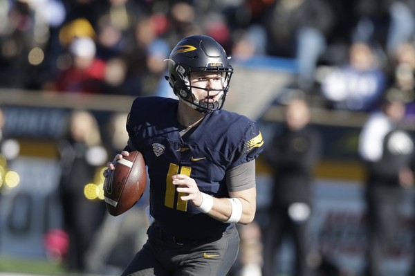 Toledo quarterback Logan Woodside